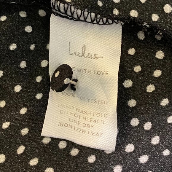 LULU’S | On The Spot Black Polka Dot‎ Button Up Top | Size Medium Women's - Picture 9 of 15